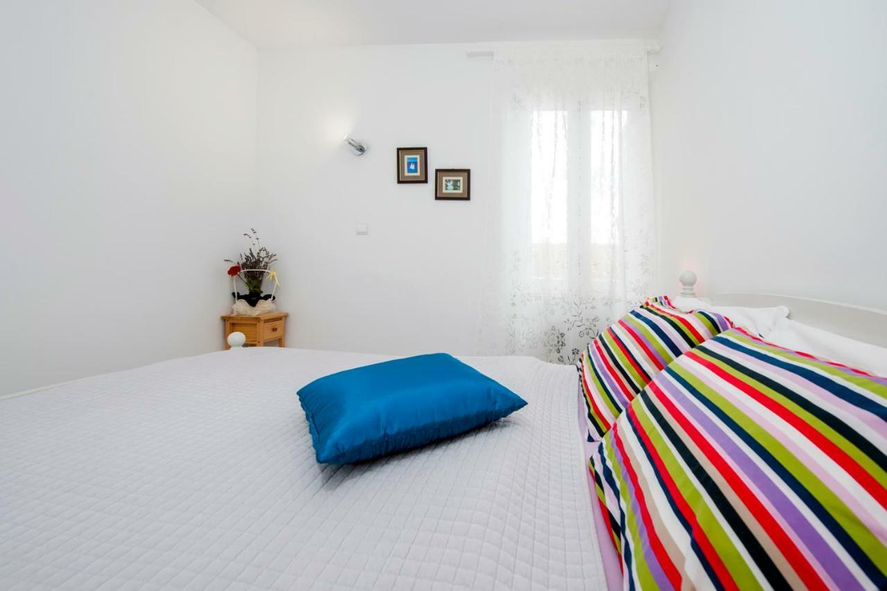 Delfin Apartament *
